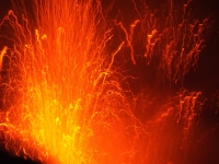 Eolie - Lava dello Stroboli - Image de Tibor Janosi Mozes de Pixabay