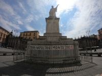 Nápoles Piazza Dante - Fotos RM