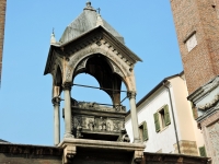 Verona sarcofago di Guglielmo Castelbarco - Foto di Gianni Crestani da Pixabay 